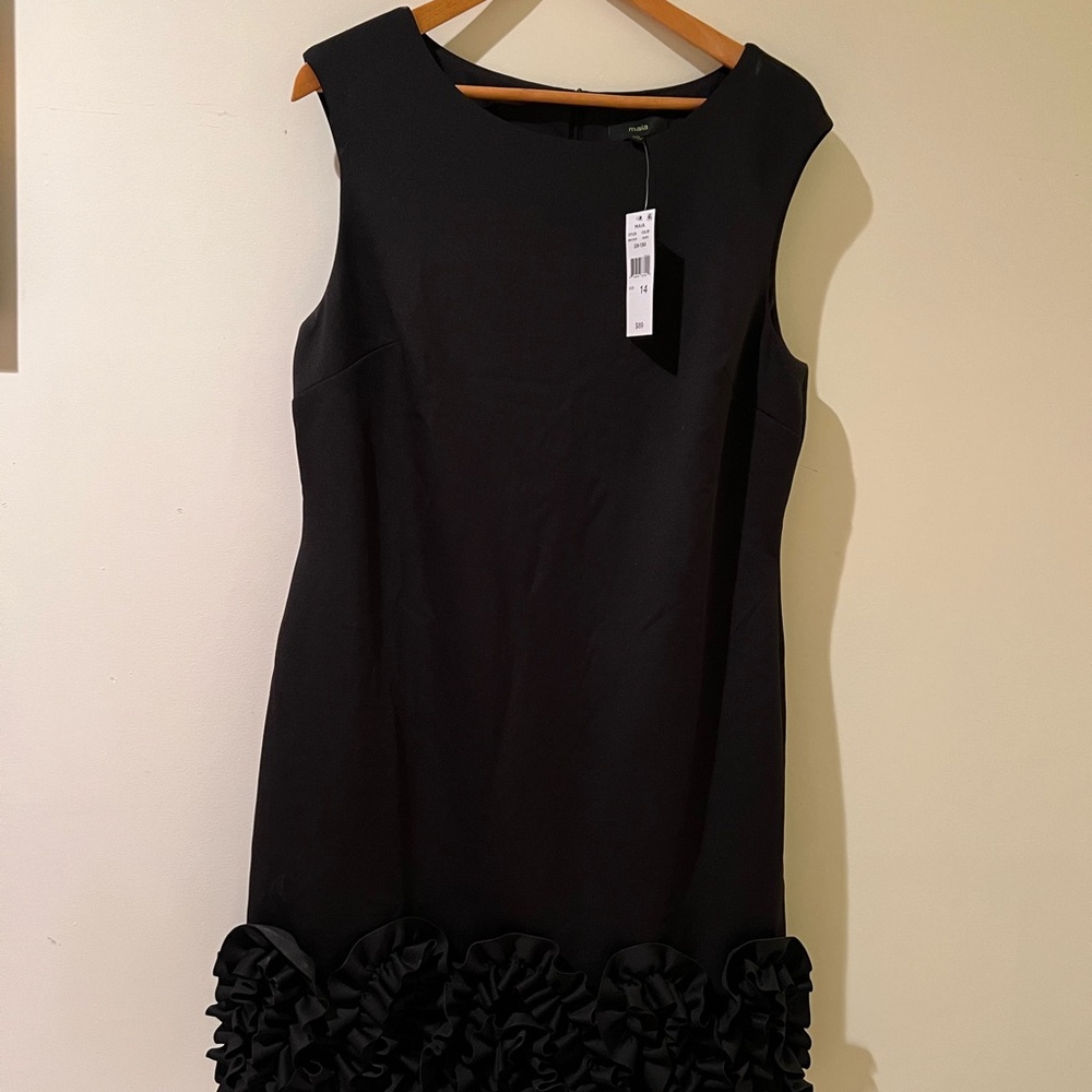 Chic Black Ruffled Hem Mini Dress